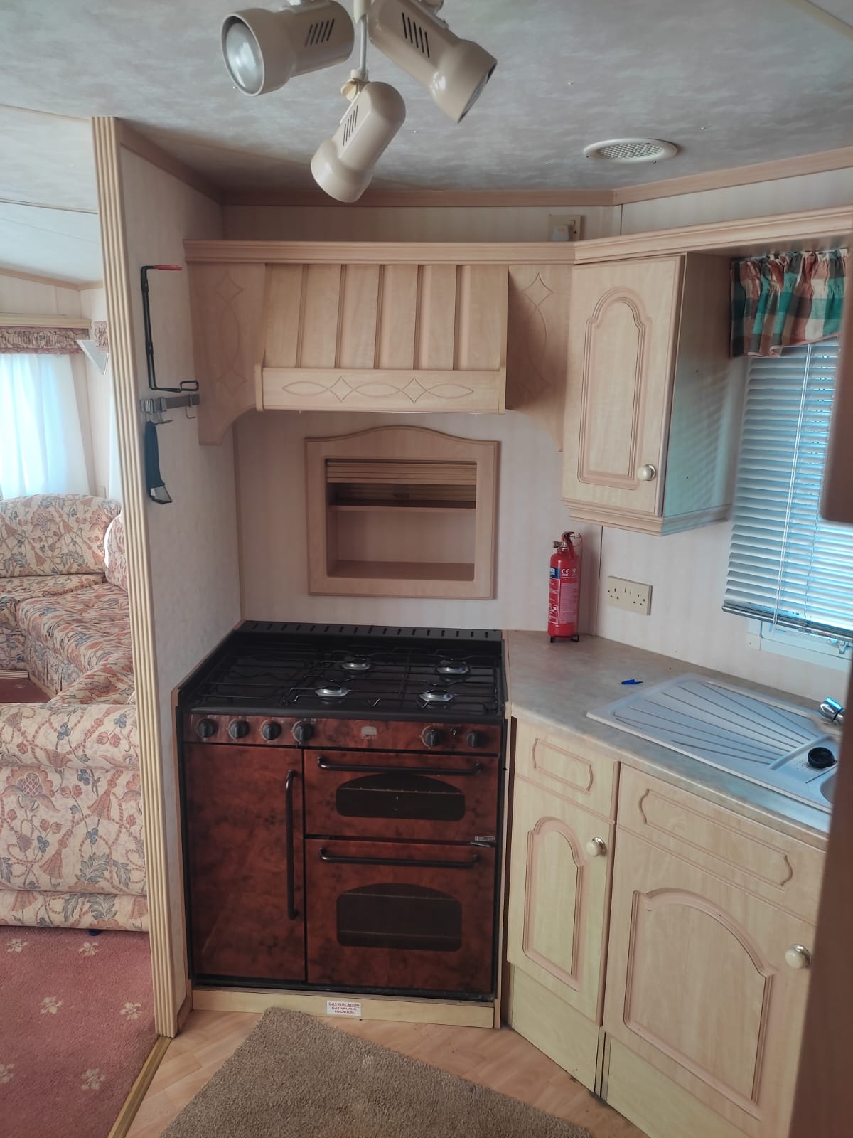 WhatsApp-Image-2023-11-03-at-11.48.17-8 Mobil Home Willerby Lyndhurts – Image 8