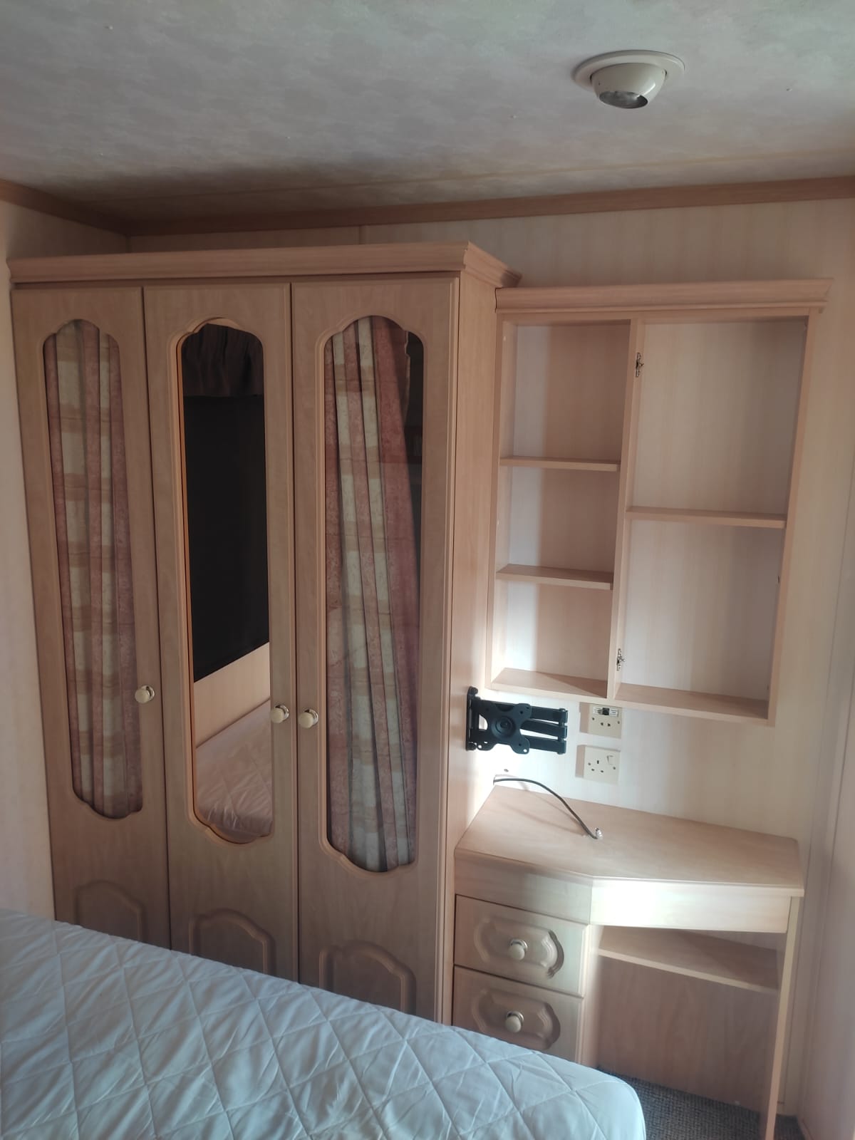 WhatsApp-Image-2023-11-03-at-11.48.18-3 Mobil Home Willerby Lyndhurts – Image 19